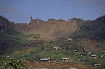 jade, Burmese jade, jadeite, ruby, Burma, Burma jade, Kachin, Hpakan, jadeite mining