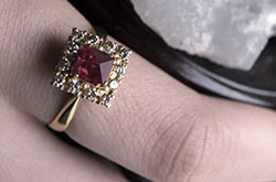 Spinel | Resurrection of a Classic Gem