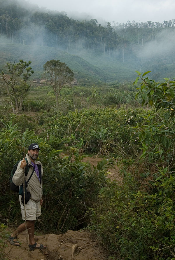 Dana Schorr on the trail to Moramanga